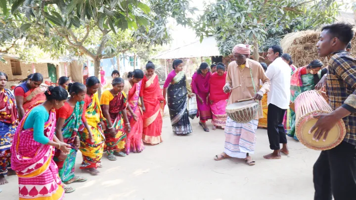 ফুলবাড়ীতে ব্যাপক উৎসাহ উদ্দীপনার  মধ্য দিয়ে বড়দিন পালিত