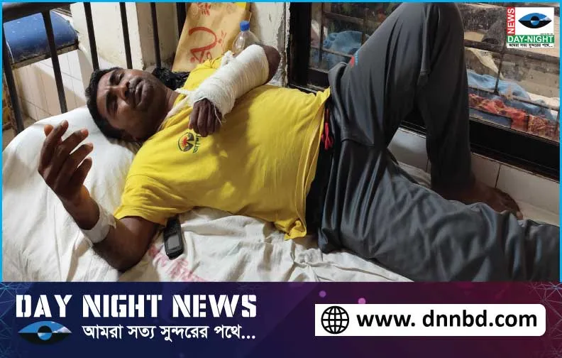 নোয়াখালীতে, চাঁদা না দেওয়ায়, সাংবাদিকের হাত, ভেঙে দিল সন্ত্রাসীরা