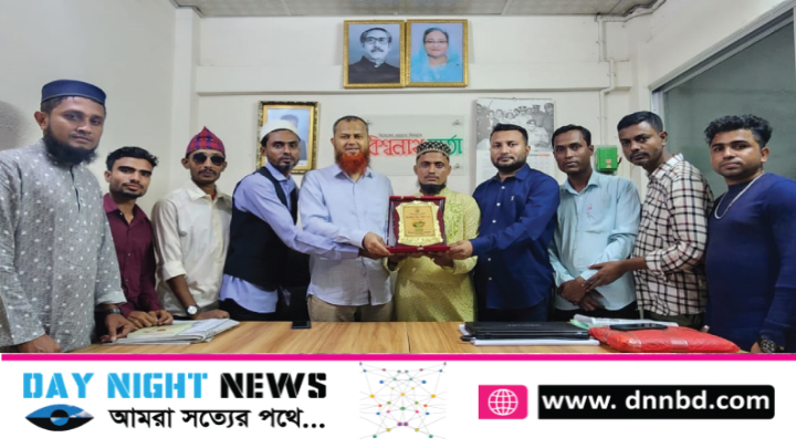 সাংবাদিক আনহার এর প্রবাস যাত্রায় বিশ্বনাথ উপজেলা প্রেসক্লাবে সংবর্ধনা প্রদান 